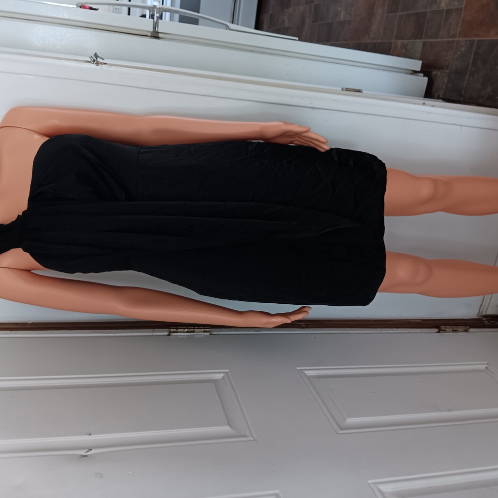 Elegant Black Strapless Dress